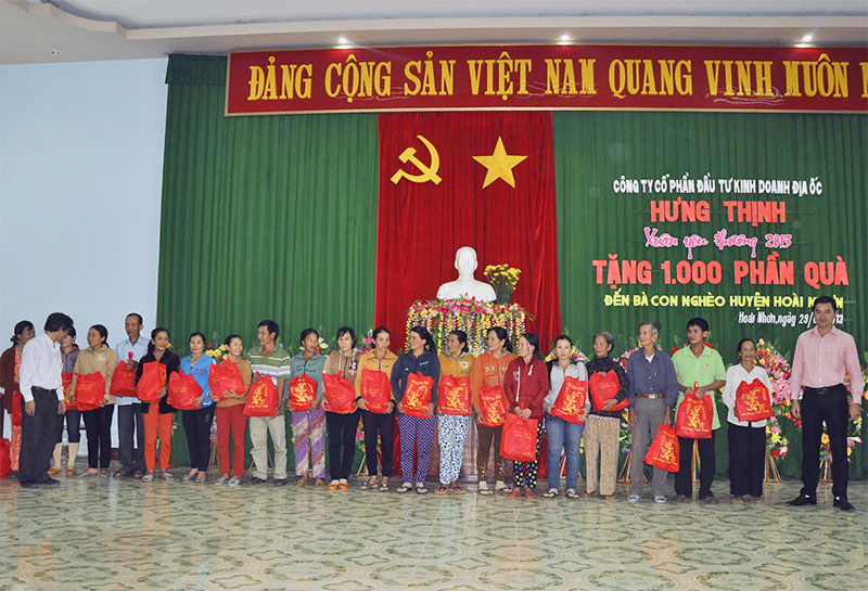 Hung Thinh làm từ thiện tại Hoài Nhơn Bình Định